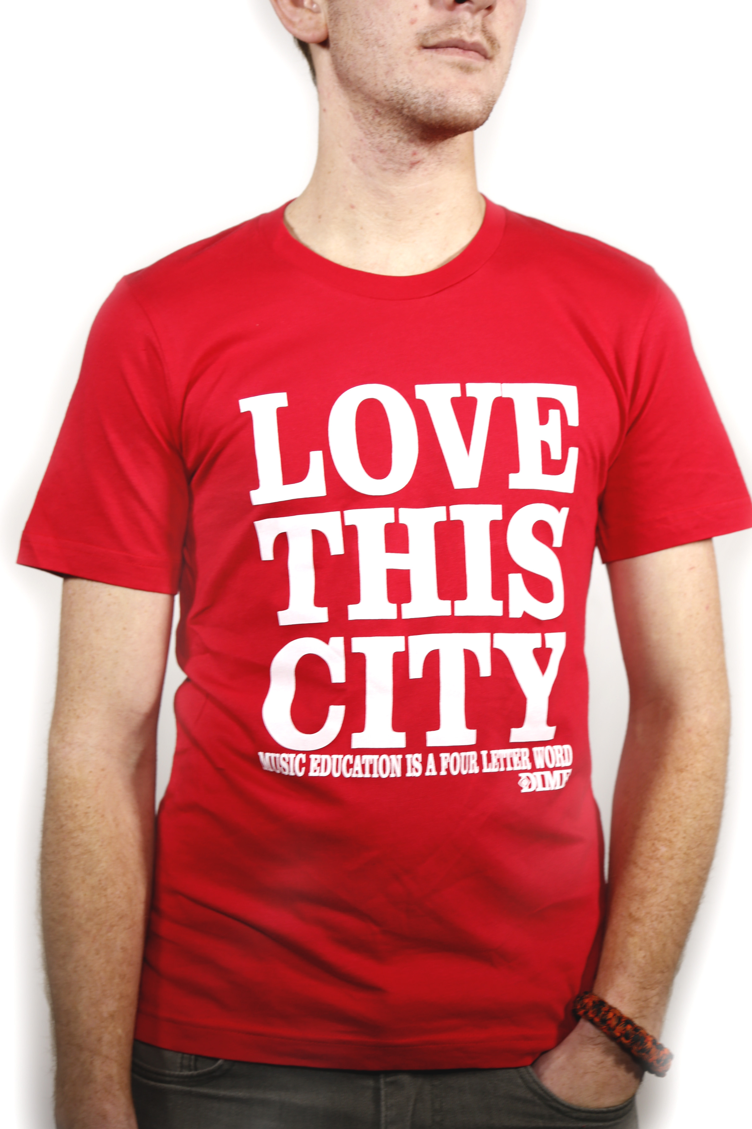 Love This City - Red - CloseUp